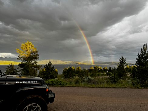 Used 2016 Jeep Wrangler Unlimited Rubicon w/ Connectivity Group image 5