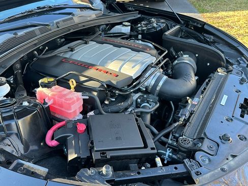 Used 2019 Chevrolet Camaro SS image 29