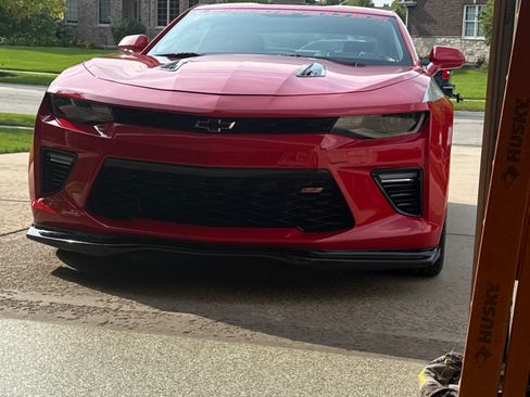 Used 2016 Chevrolet Camaro SS RWD image 12