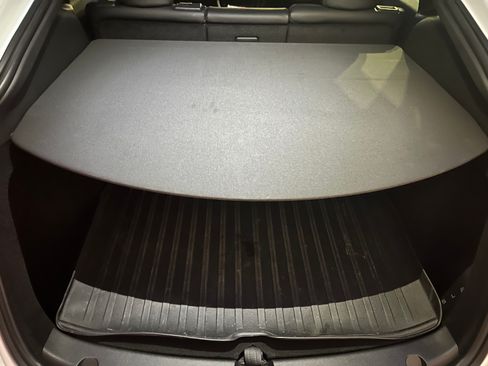 Used 2022 Tesla Model Y Performance image 12