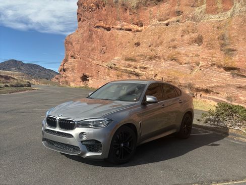 Used 2019 BMW X6 M w/ Executive Package image 4