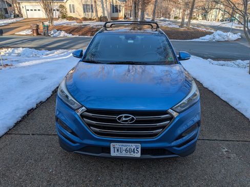 Used 2016 Hyundai Tucson Limited w/ Option Group 03 image 2