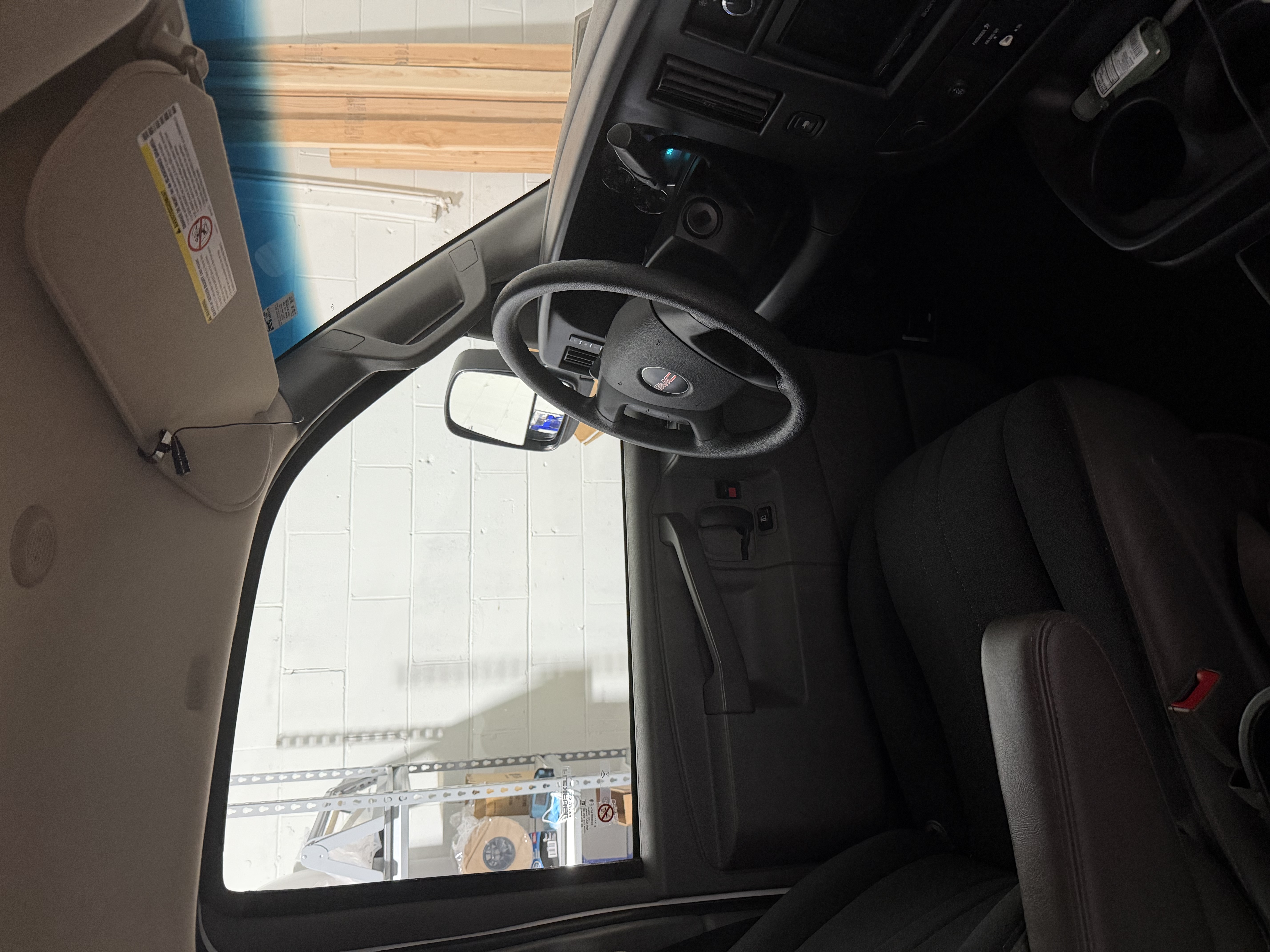 Used 2019 GMC Savana 2500 w/ Driver Convenience Package RWD image 6