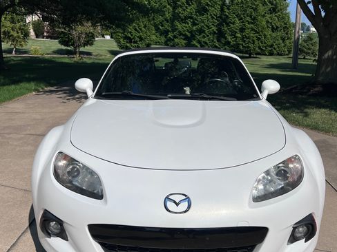 Used 2014 MAZDA MX-5 Miata Grand Touring w/ Premium Package RWD image 15