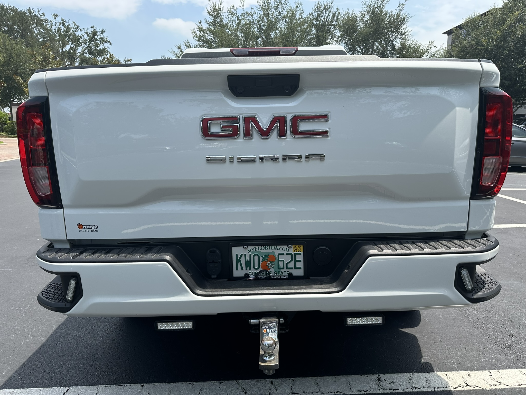 Used 2024 GMC Sierra 1500 Pro w/ Graphite Edition AWD/4WD image 5