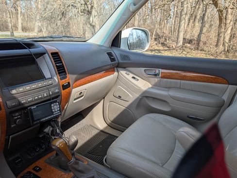 Used 2007 Lexus GX 470 470 Sport Utility 4D image 12