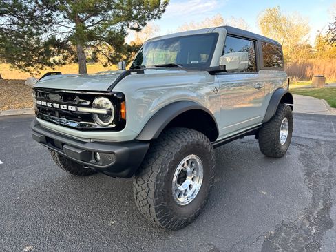 Used 2023 Ford Bronco Outer Banks w/ Sasquatch Package image 6