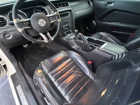 Used 2013 Ford Mustang GT Premium RWD image 10