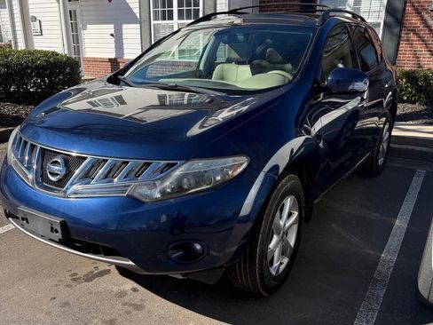 Used 2010 Nissan Murano SL w/ Navigation Pkg FWD image 2