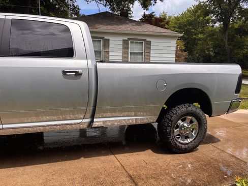 Used 2010 Dodge Ram 3500 Truck SLT w/ Big Horn Regional Package AWD/4WD image 10
