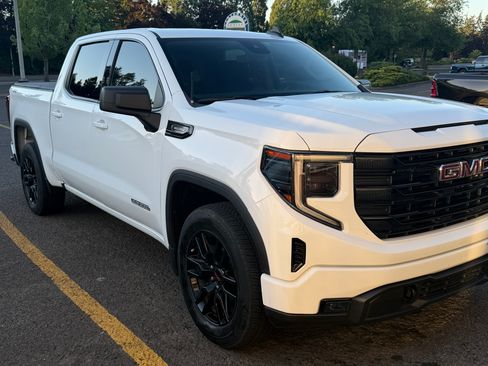 Used 2024 GMC Sierra 1500 Elevation w/ Max Trailering Package AWD/4WD image 8