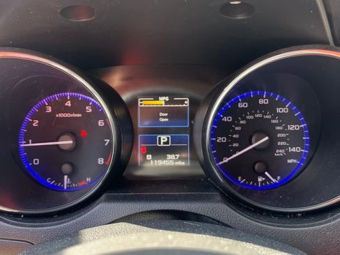 Used 2017 Subaru Legacy 2.5i Limited image 8