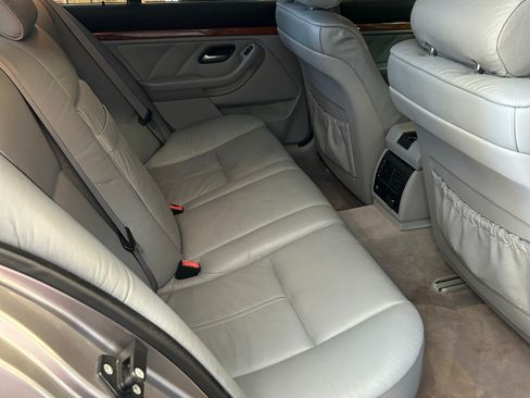 Used 1997 BMW 528i Sedan image 4