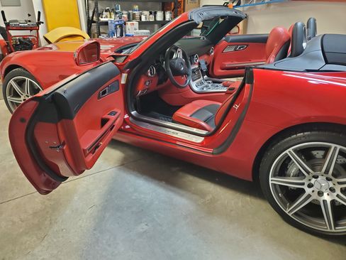 Used 2012 Mercedes-Benz SLS AMG AMG Convertible 2D image 4