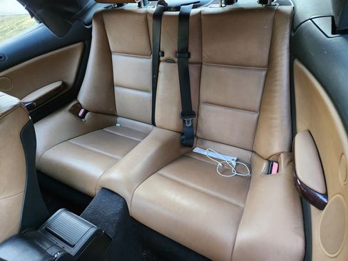 Used 2006 BMW 325Ci Convertible image 16