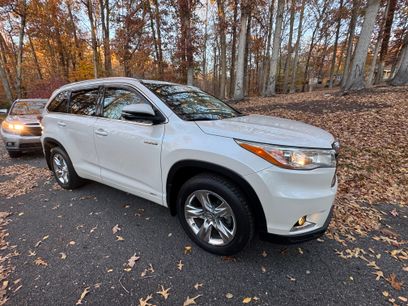 Used 2016 Toyota Highlander Limited Platinum