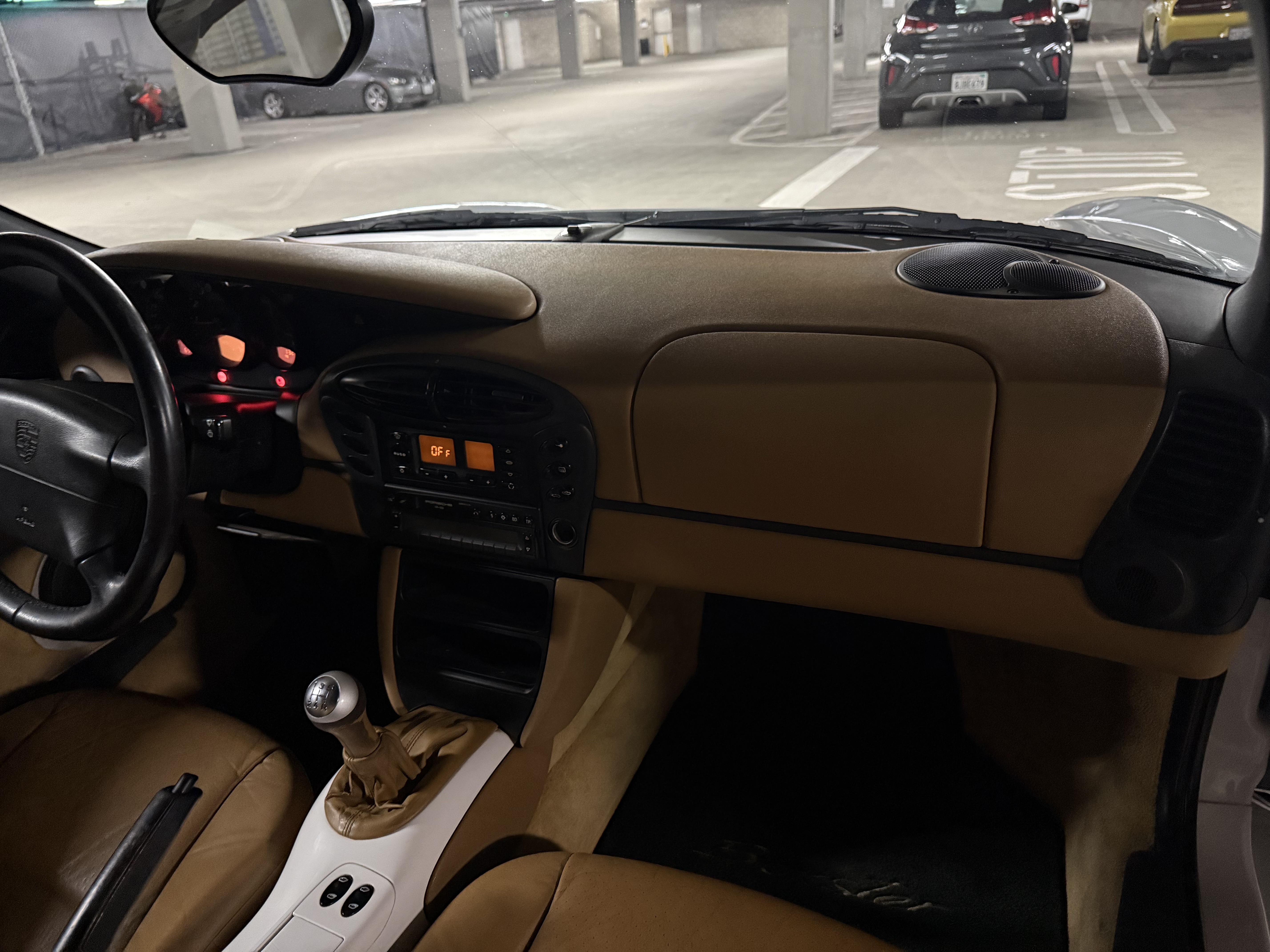 Used 1998 Porsche Boxster RWD image 14