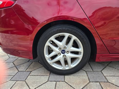 Used 2016 Ford Fusion SE image 20