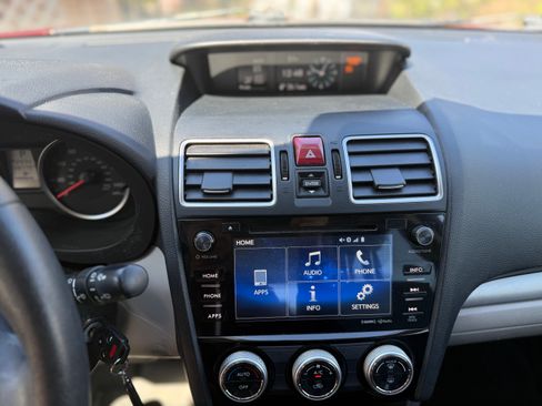 Used 2018 Subaru Forester 2.5i Premium w/ All-Weather Package image 11