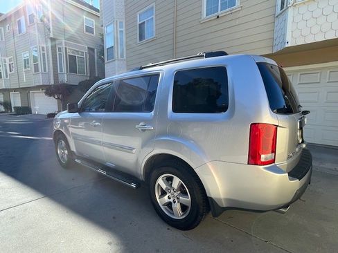 Used 2011 Honda Pilot EX image 4