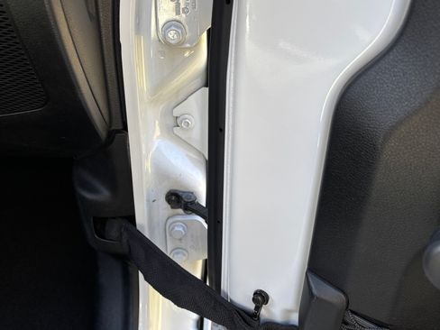 Used 2021 Jeep Wrangler Sport image 19