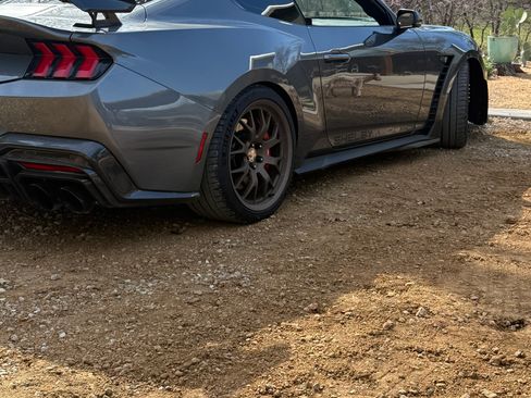 Used 2025 Ford Mustang GT Premium w/ GT Performance Package image 5