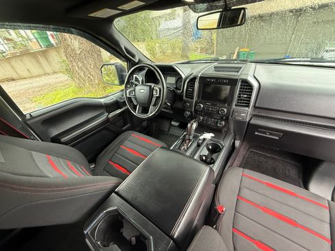 Used 2017 Ford F150 XLT w/ Equipment Group 302A Luxury image 11