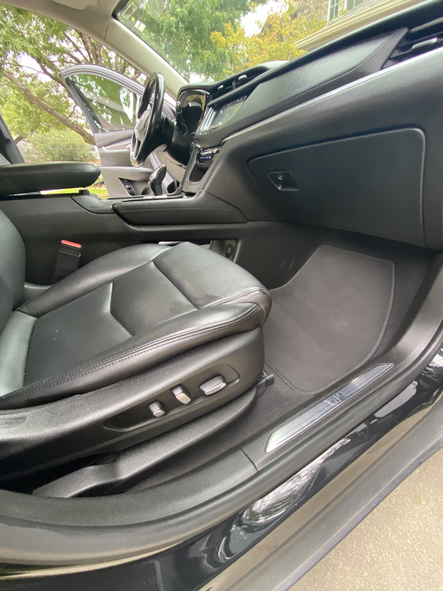 Used 2019 Cadillac XT5 Luxury FWD image 13