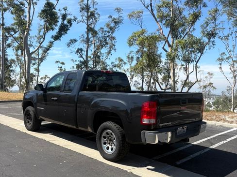 Used 2009 GMC Sierra 1500 W/T w/ Work Truck Preferred Package RWD image 6