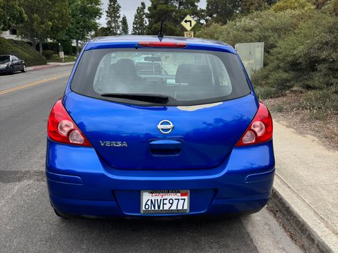 Used 2011 Nissan Versa 1.8 S w/ PWR Plus Pkg image 5