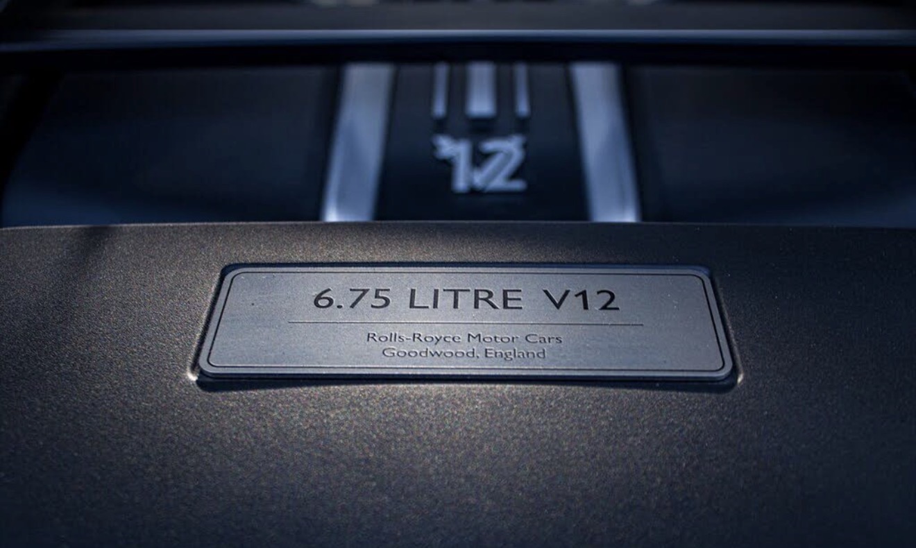 Used 2022 Rolls-Royce Cullinan w/ Dynamic Package AWD/4WD image 5