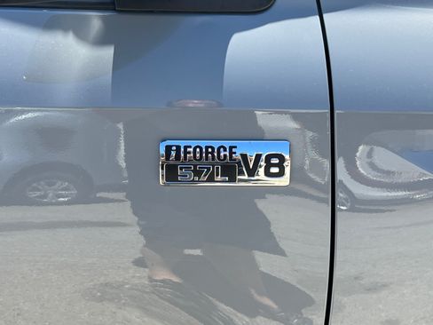 Used 2021 Toyota Tundra SR5 RWD image 4