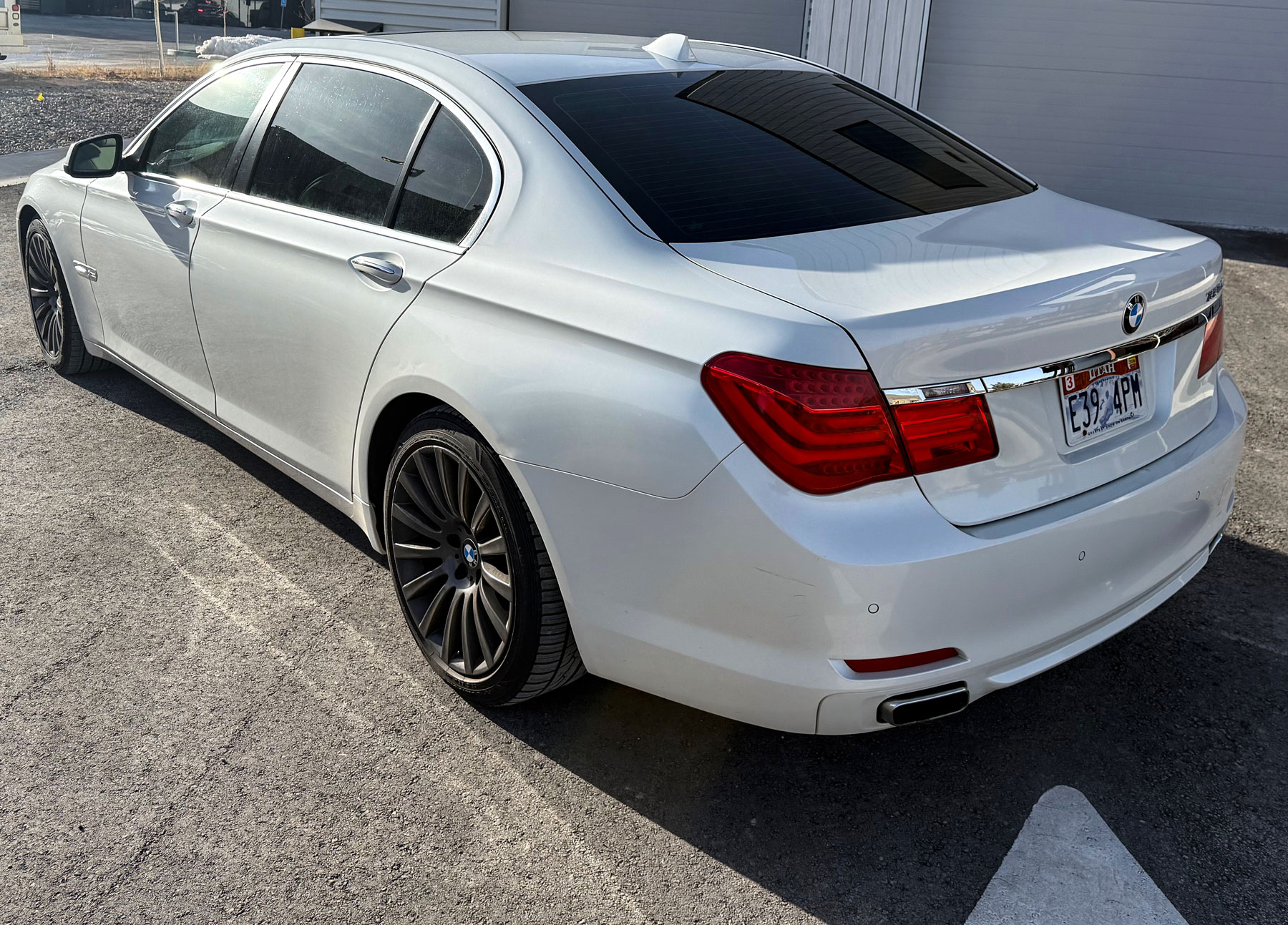 Used 2010 BMW 750Li xDrive AWD/4WD image 8