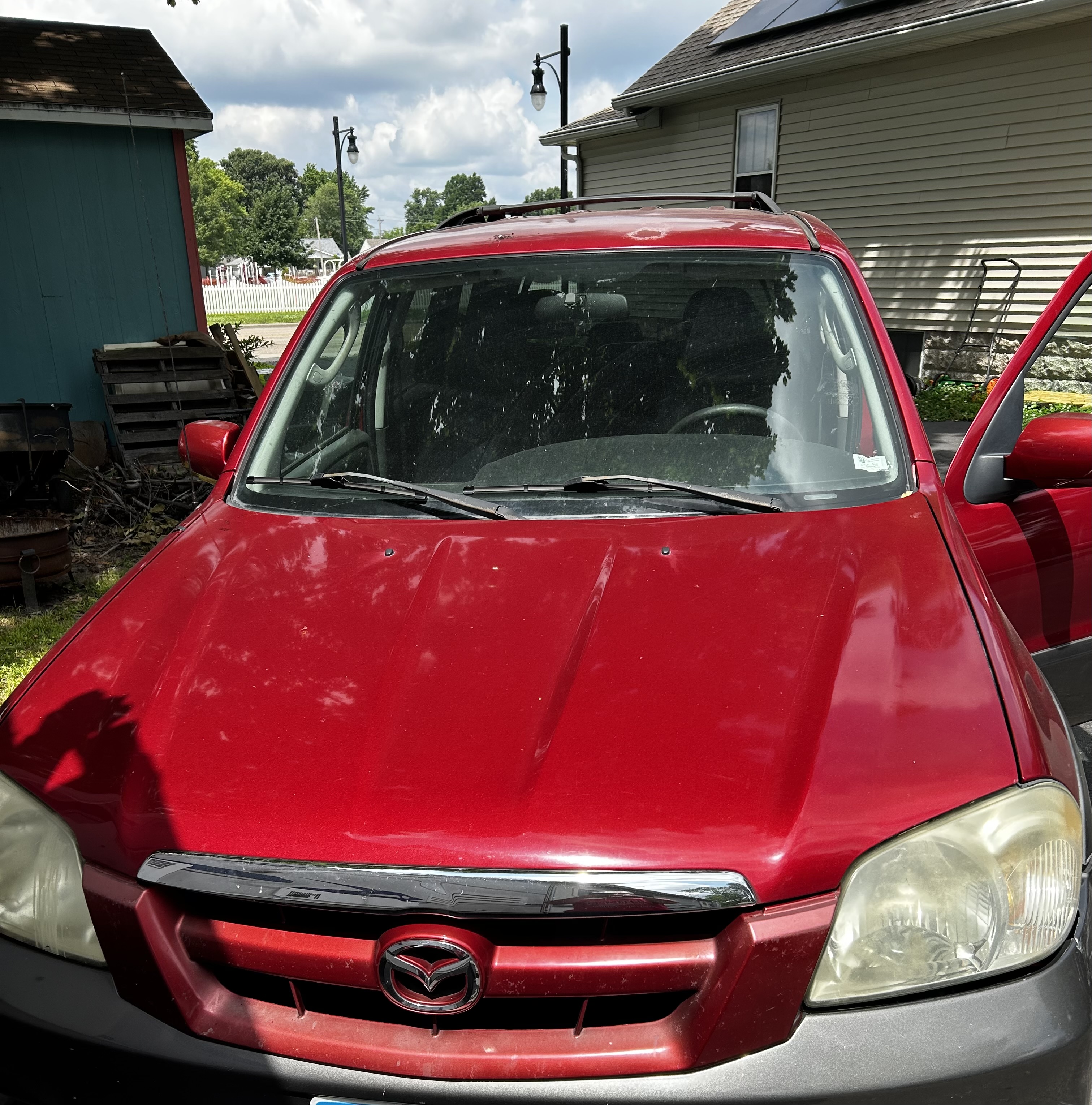 Used 2005 MAZDA Tribute I w/ Premium Pkg FWD image 1
