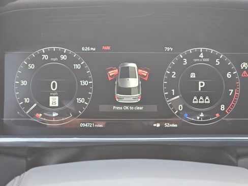 Used 2020 Land Rover Range Rover HSE image 15