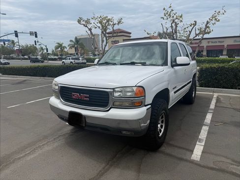 Used 2004 GMC Yukon SLE RWD image 5