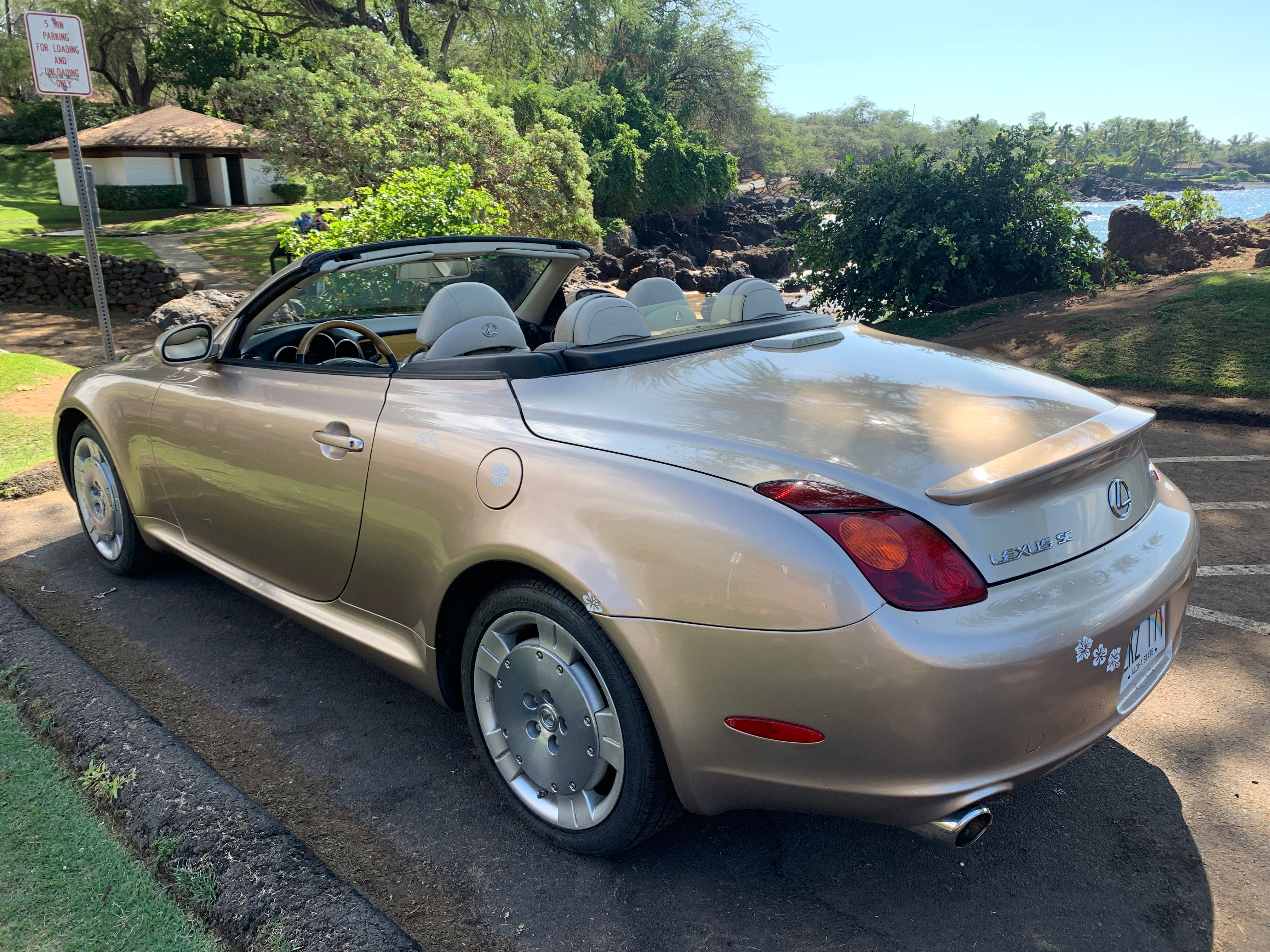 Used 2002 Lexus SC 430 Convertible RWD image 2