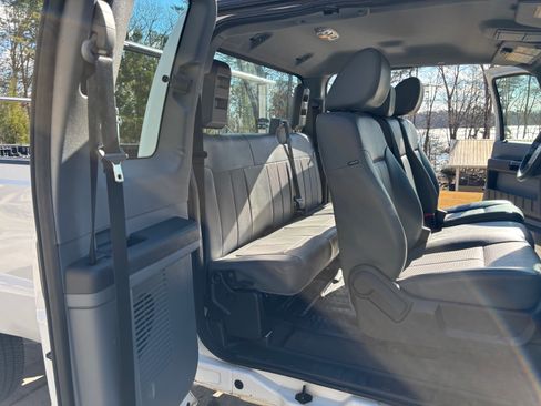 Used 2016 Ford F250 XL w/ XL Appearance Package image 21