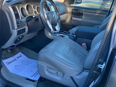 Used 2015 Toyota Sequoia SR5 image 11