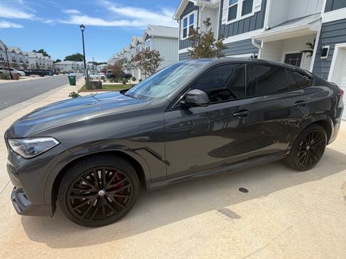 Used 2022 BMW X6 M50i w/ Executive Package AWD/4WD image 4