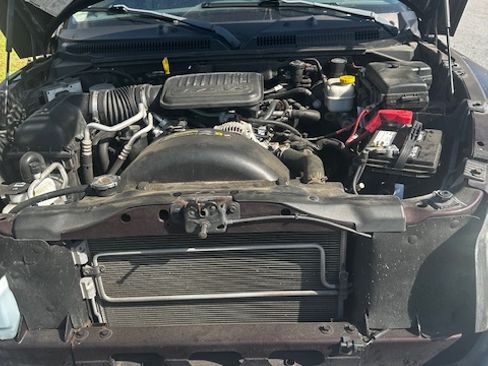 Used 2005 Dodge Dakota ST image 13