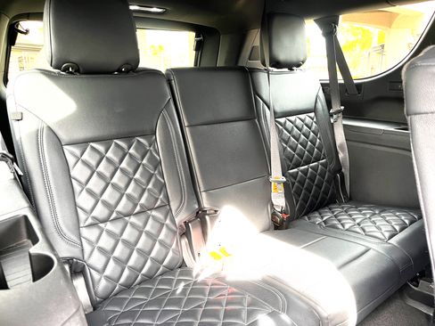 Used 2023 Chevrolet Suburban LS w/ Driver Alert Package image 12