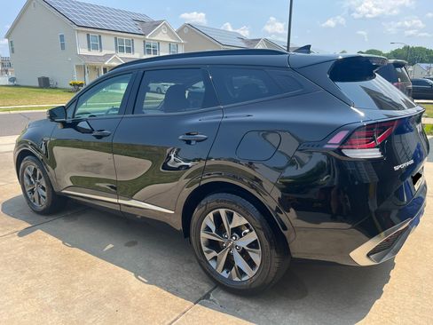 Used 2023 Kia Sportage SX image 5