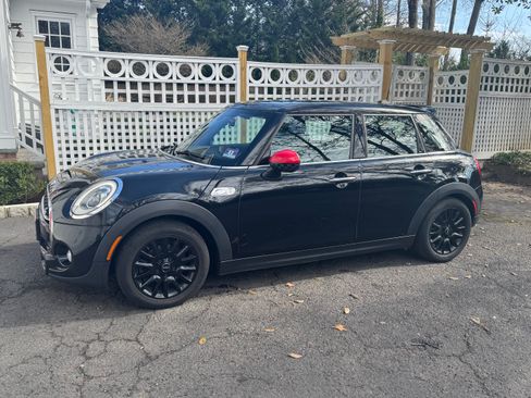 Used 2015 MINI Cooper S image 14