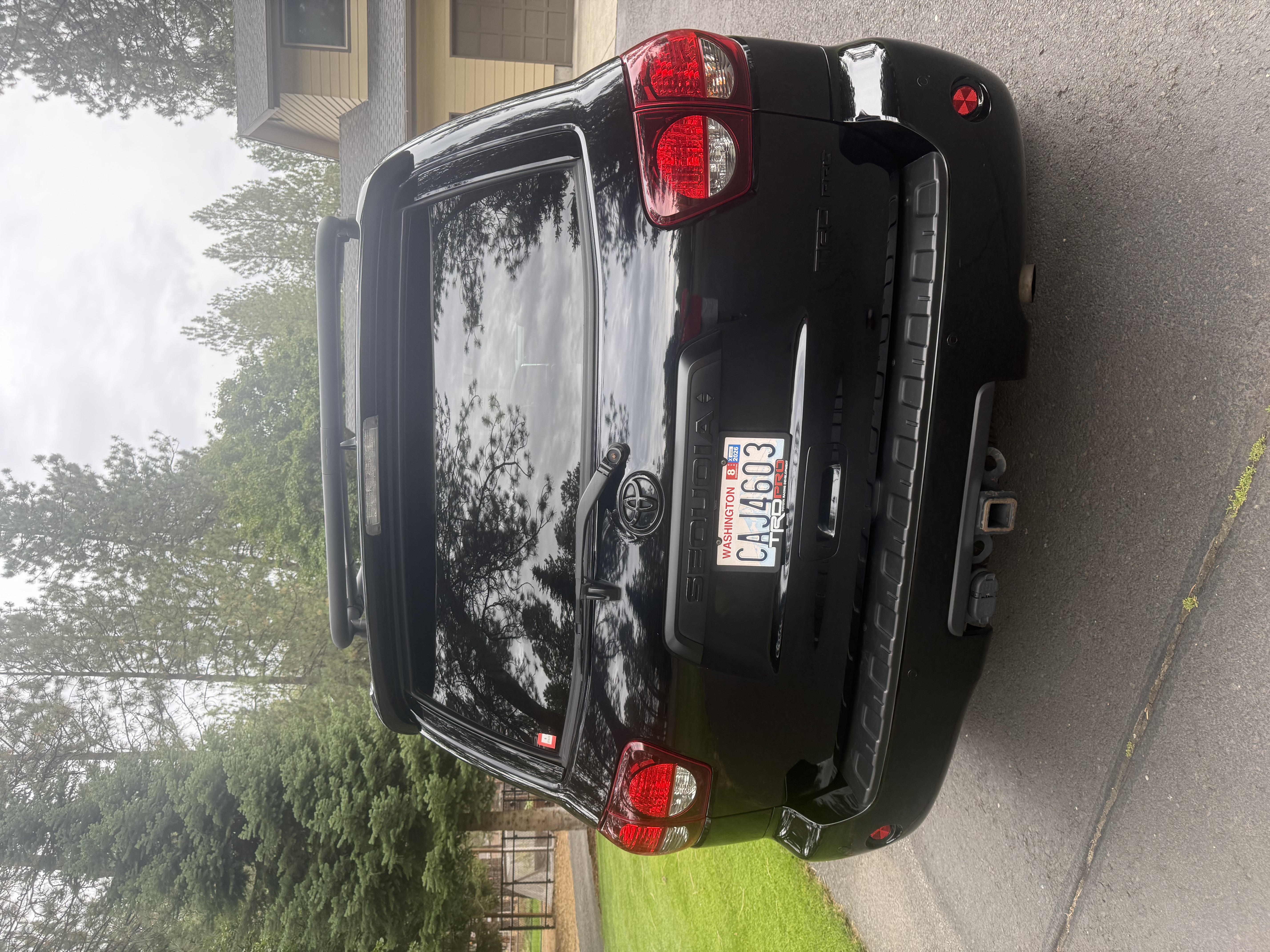 Used 2021 Toyota Sequoia TRD Pro AWD/4WD image 4