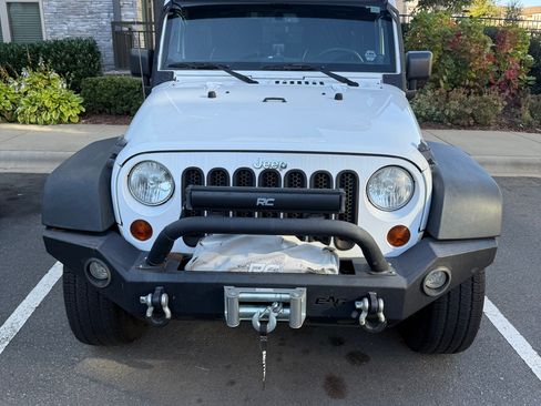 Used 2013 Jeep Wrangler Sport image 5