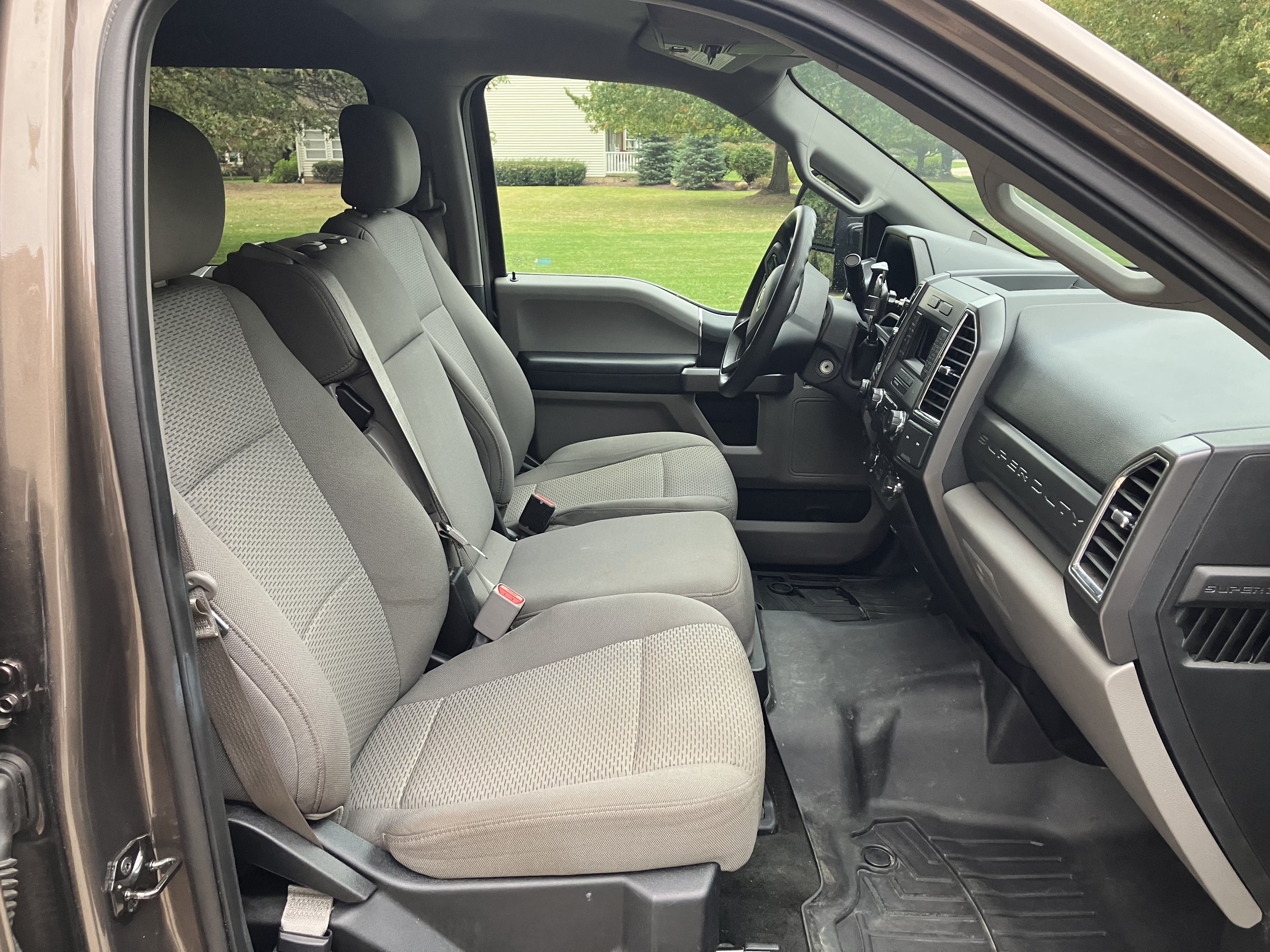 Used 2017 Ford F250 XLT w/ XLT Value Package AWD/4WD image 15
