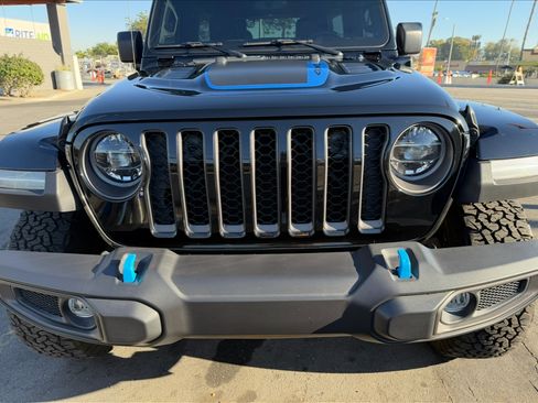 Used 2022 Jeep Wrangler Unlimited Rubicon 4xe w/ Safety Group image 5