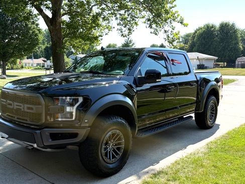 Used 2019 Ford F150 Raptor w/ Equipment Group 802A Luxury AWD/4WD image 6