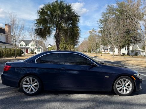 Used 2011 BMW 328i Convertible image 5